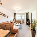 Yunique Apartment
