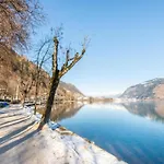 Apartment Yunique Zell am See