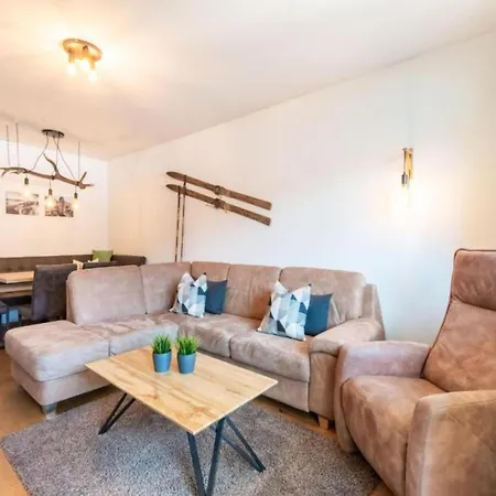 Yunique * 滨湖采尔