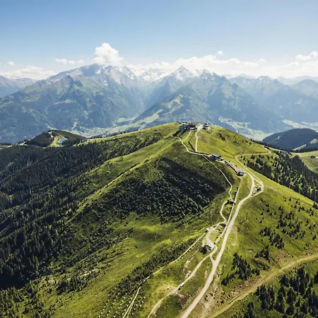 Yunique Апартаменты *